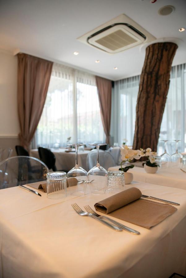 Mira Mare Sea Hotel Cervia Kültér fotó