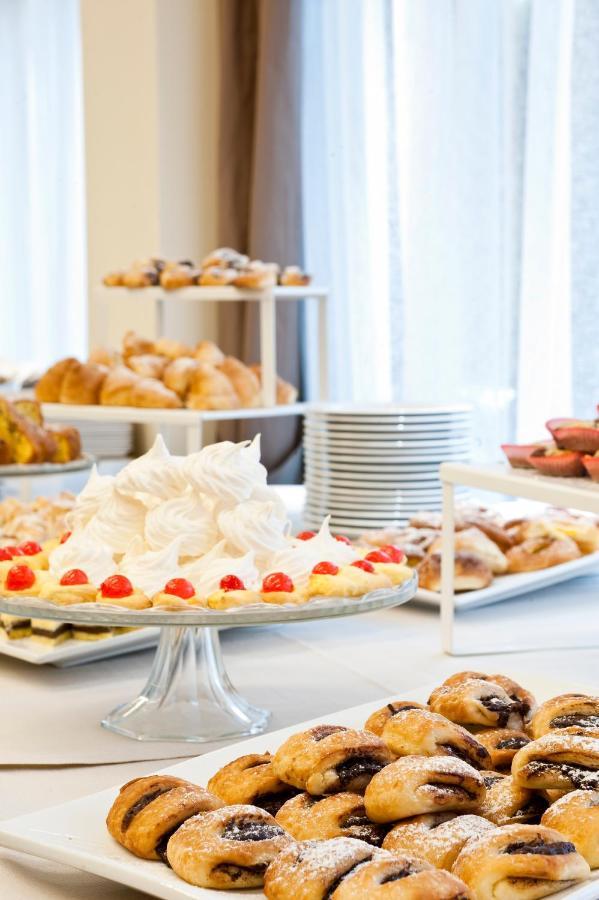 Mira Mare Sea Hotel Cervia Kültér fotó